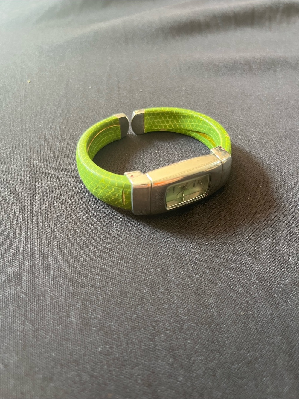 Vintage Green Leather Bracelet Watch - Unbranded